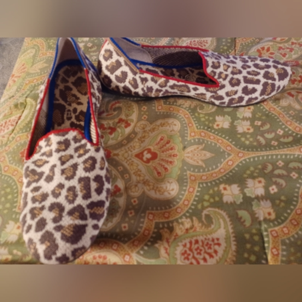 Rothy's 7.5 7 1/2 Brown beige animal print Loafers Flats Shoes